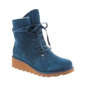 BearPaw Krista Hickary Blue Wedges (Brand New)